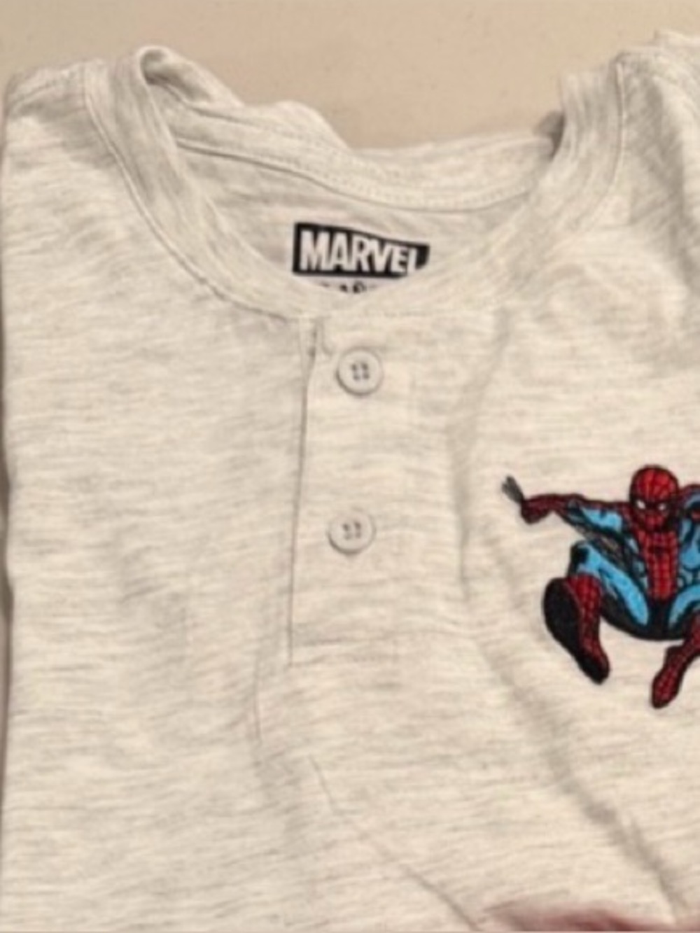 Marvel Spider-Man Boys size 7 Tee  Light Gray